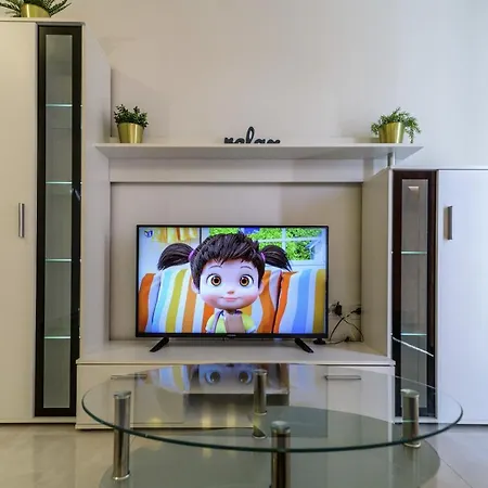 - With Summer Balcony And Parking Апартаменты Задар