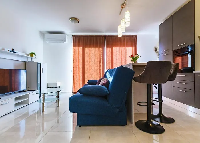 - With Summer Balcony And Parking Appartement