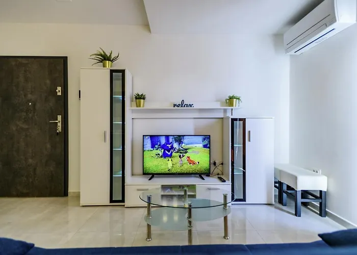 Lejlighed - With Summer Balcony And Parking Zadar