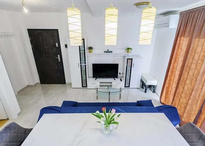 Lejlighed - With Summer Balcony And Parking