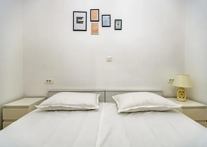 - With Summer Balcony And Parking Lejlighed *