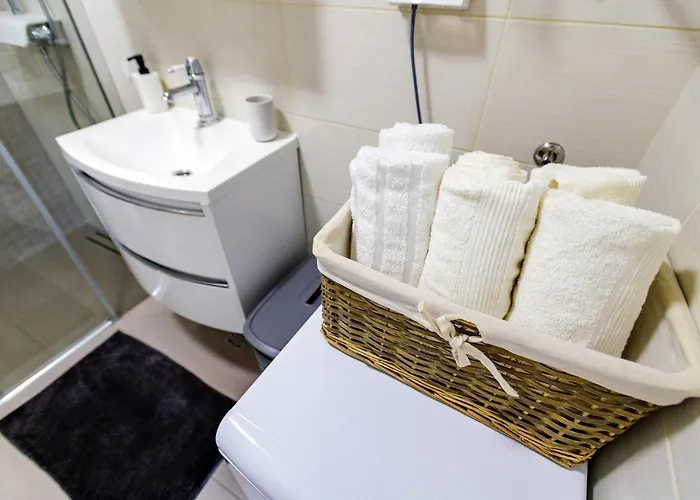 - With Summer Balcony And Parking * Zadar