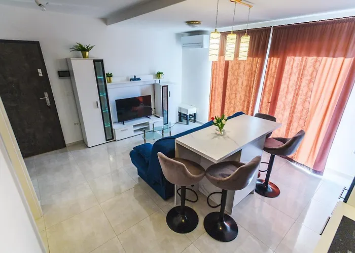 - With Summer Balcony And Parking Lejlighed