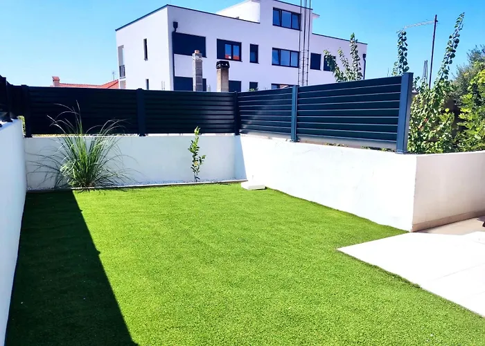 Lejlighed - With Summer Balcony And Parking